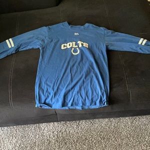 A nfl colts shirt